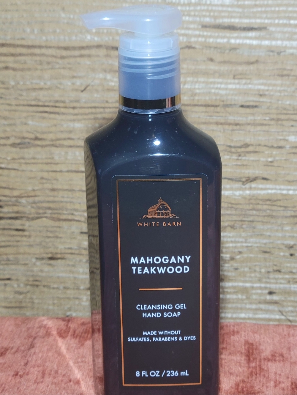 Mahogany Teakwood Bath & Body Works hand soap 3 - Picture 2 of 6